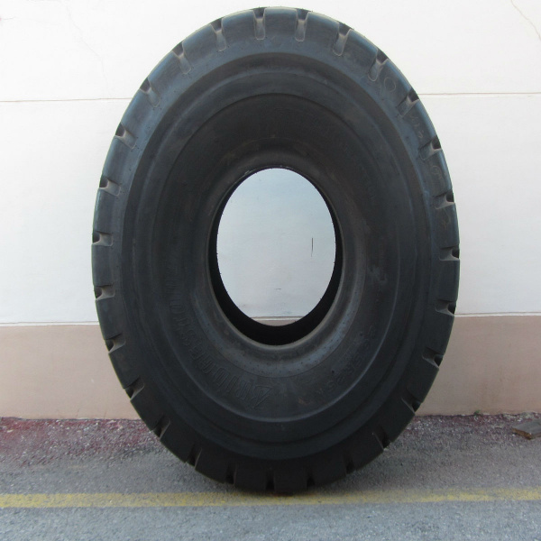 Neumáticos-Industriales-Poveda 26.5 R25